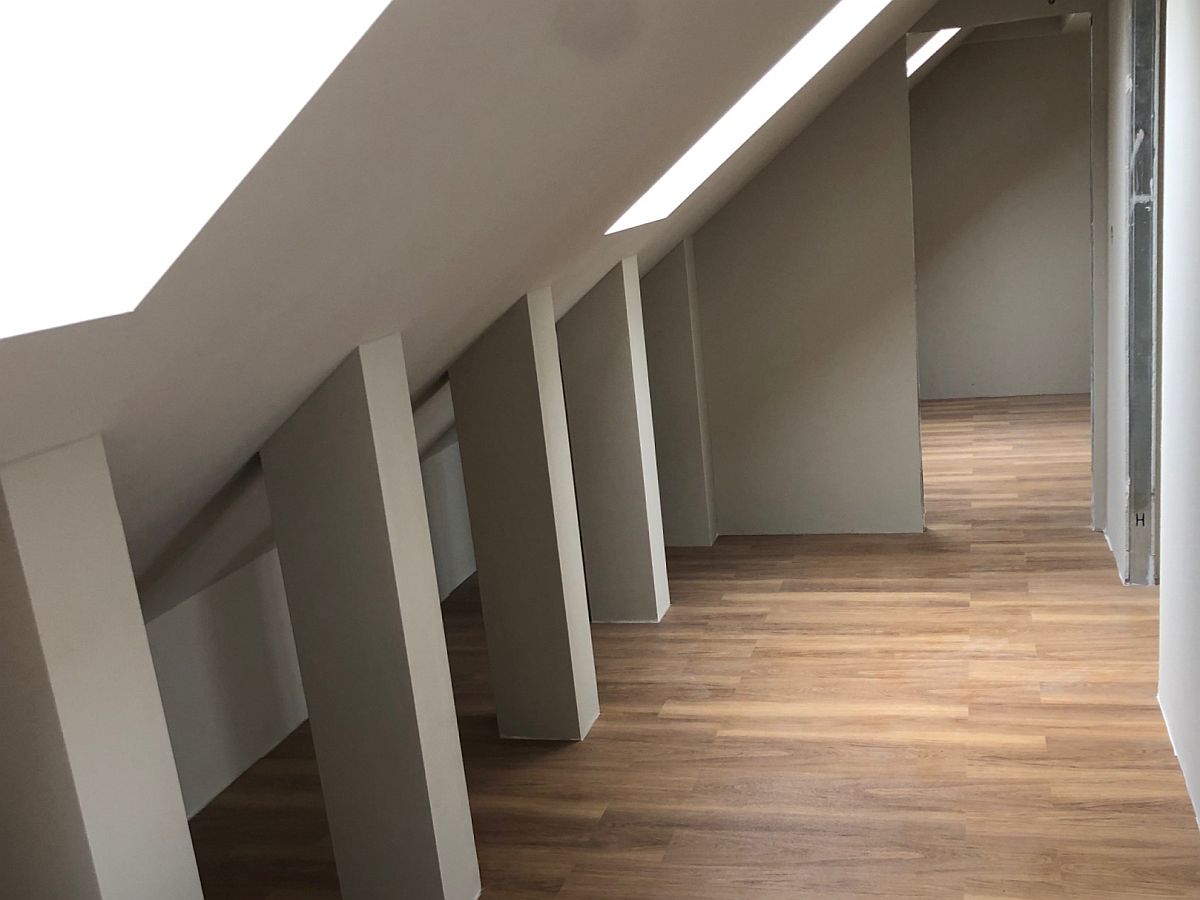 Dokon�ovac� pr�ce - podkrov�