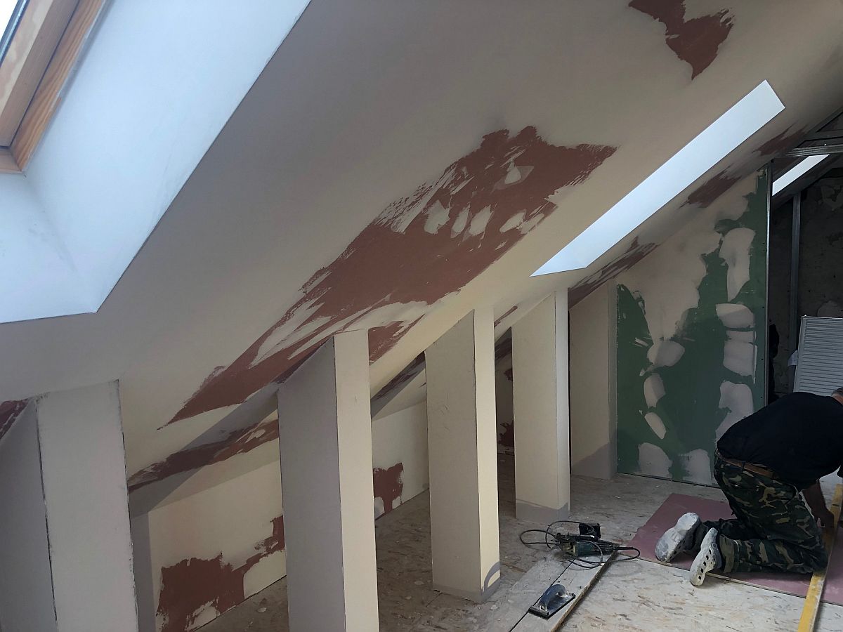 Dokon�en� interi�ru podkrov�