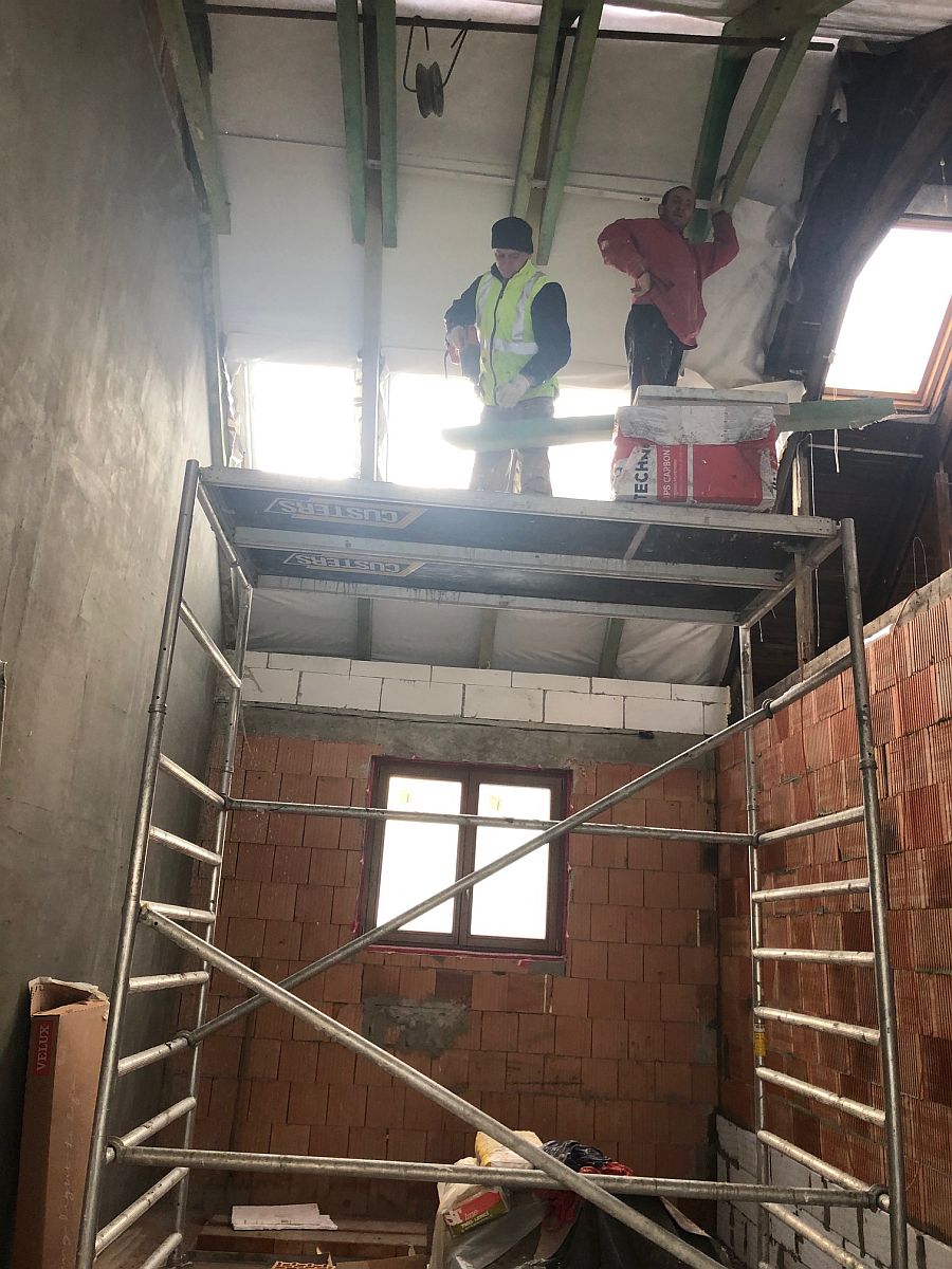 Dostavba domu Praha 10 - vnit�n� v�stavba