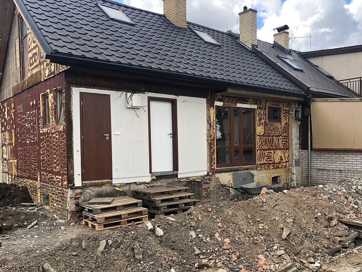 Dostavba domu Praha 10 - pr�b�h