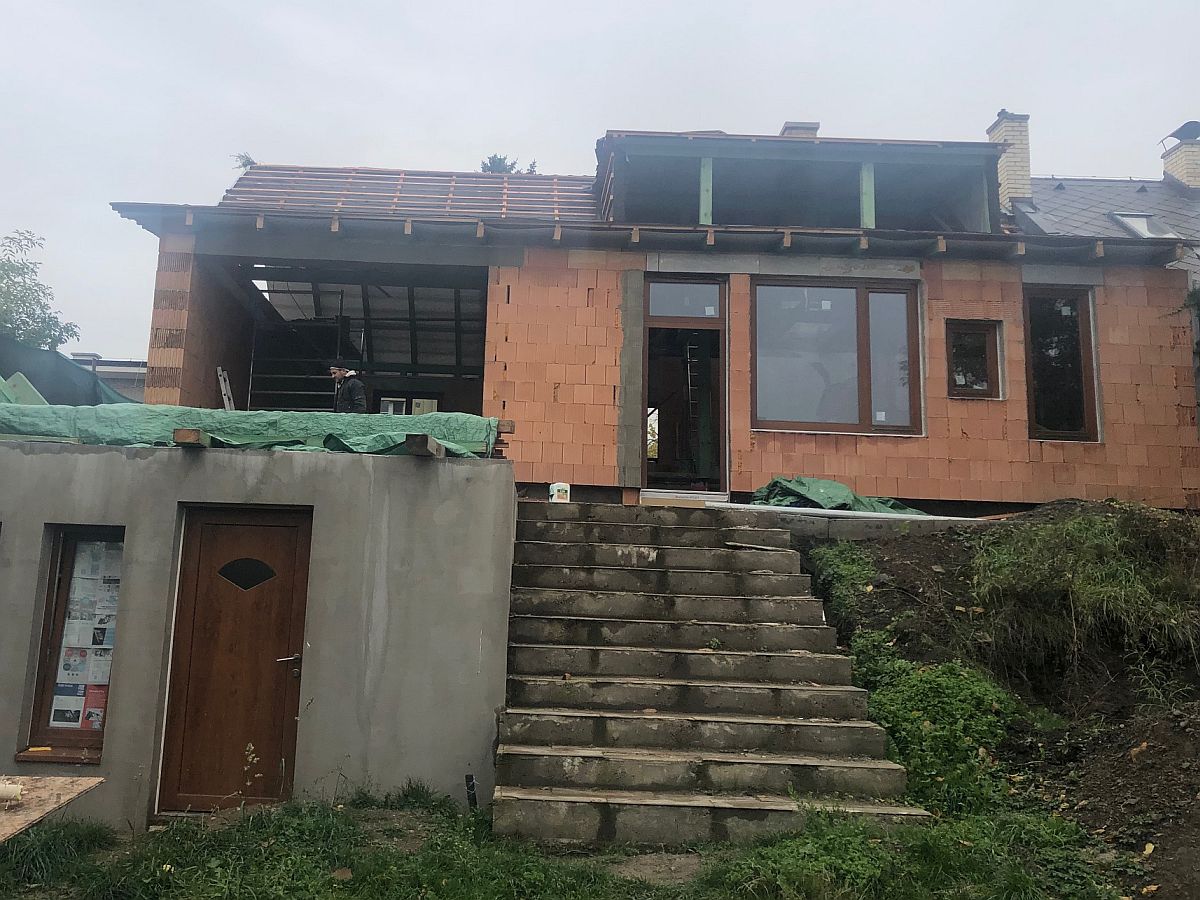 Dostavba domu Praha 10 - ��jen 2019