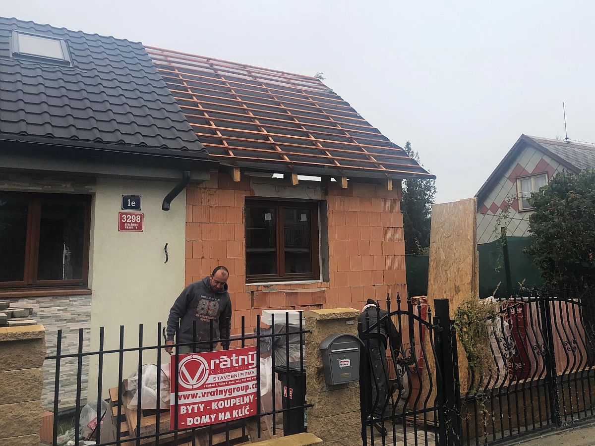 Dostavba domu Praha 10 - ��jen 2019